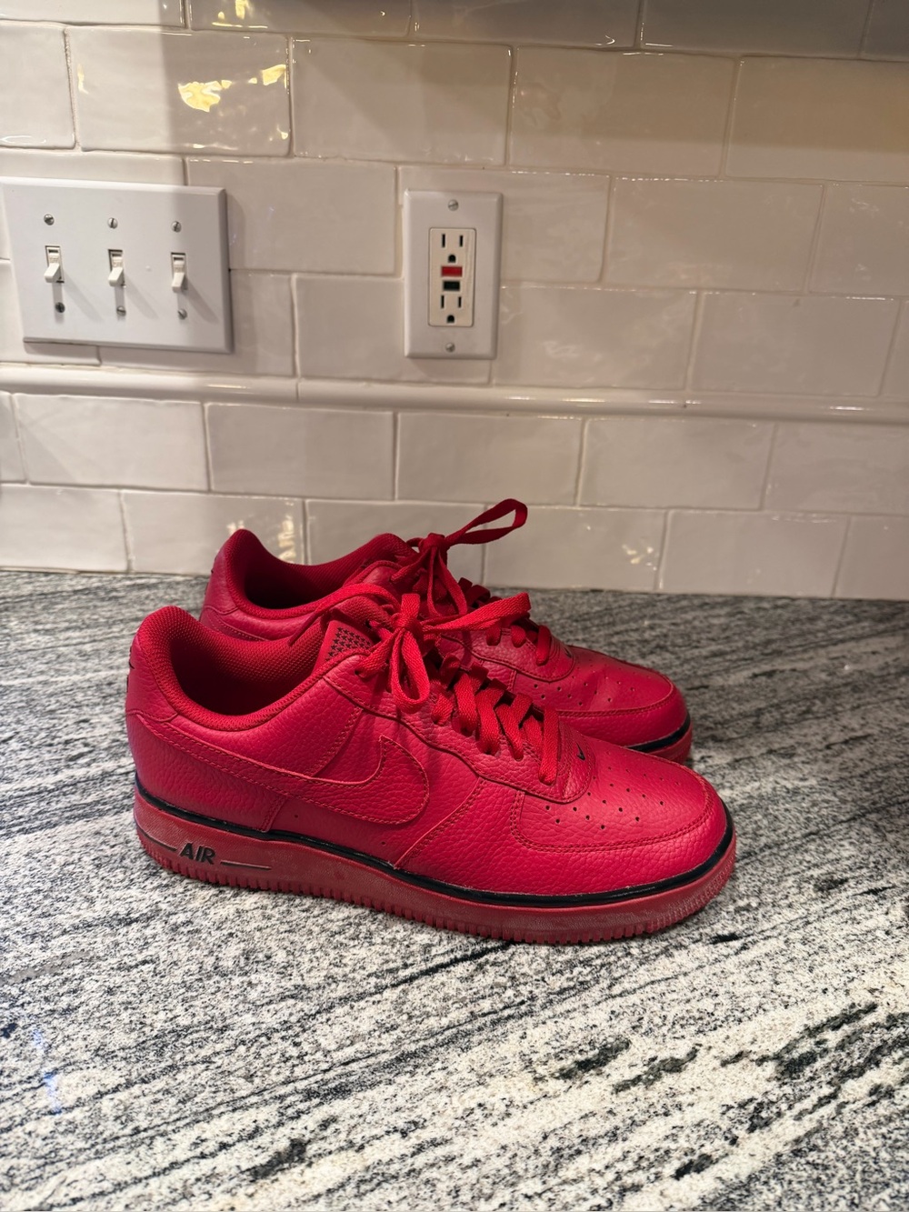 Mens Nike Air Force 1 Low Pivot Pack Red Leather 488298-627 Size 10